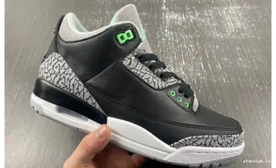 Air 3 Jordan  CT8532-031 CT8532-031 “Green Glow” 0521